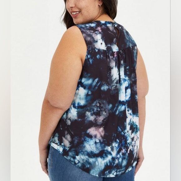 SALE NWT Torrid Tie-dye Georgette Cage Front Tank 00 - Picture 2 of 15